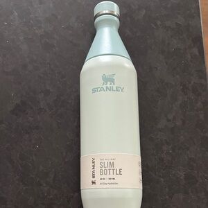 Stanley All Day Hydration Bottle - Light Teal